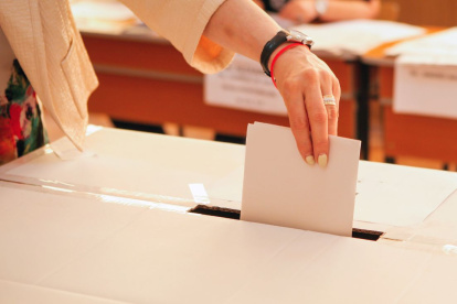 El voto es obligatorio en Ecuador, salvo ciertas excepciones.