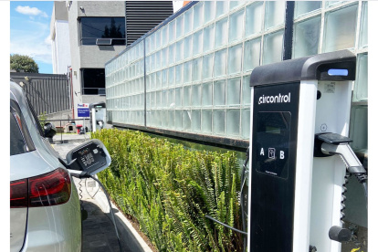 En Pichincha y Guayas es donde existe más oferta de puntos de carga para vehiculos eléctricos, la mayoría son de carga lenta.