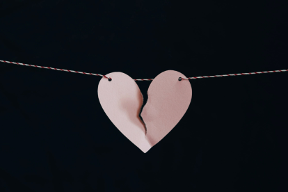 La ruptura sentimental puede ser un golpe emocional fuerte, pero es también una oportunidad para el autoconocimiento y la sanación.