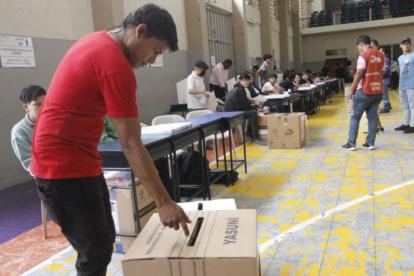 Más de 13 millones de ecuatorianos están convocados a votar el próximo 9 de febrero.