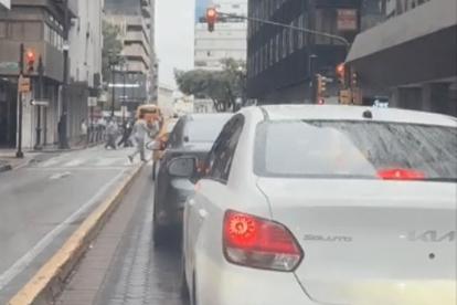 En el centro, el tráfico es desde ya más complejo que los días habituales. Las quejas van en aumento.