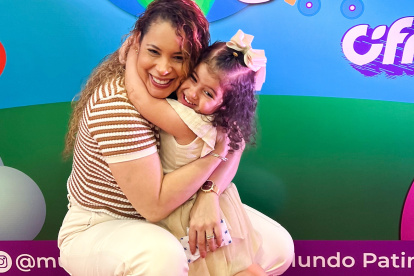 La esposa e hija de Tomás Delgado.