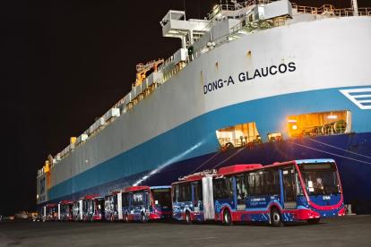 Capacidad. Los troles flamantes transportarán a 160 personas, cuando comiencen sus operaciones.