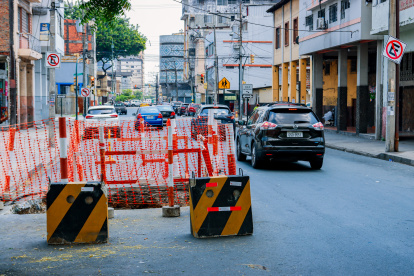 Interagua realiza trabajos en las tuberías.