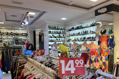 Locales comerciales de este sector de Guayaquil detallan que han percibido menos ventas cada año.