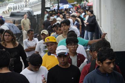 Desde trempranas horas de la mañana, los sufragantes se acercaron a ejercer su derecho al voto.