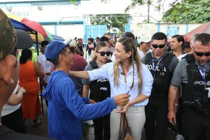 Andrea González votó este 9 de febrero de 2025.