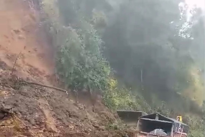 Derrumbes de este tipo se reportan en las vías que conducen a Sigchos y Latacunga.