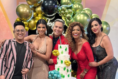 Elenco del espacio de farándula.