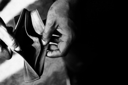 Imagen simbólica de crisis económica en Ecuador.