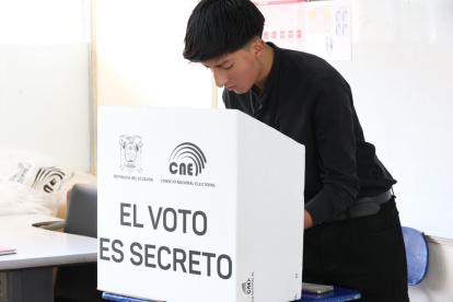 La segunda vuelta para elegir presidente y vicepresidente será el 13 de abril.