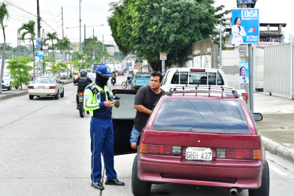 El operativo dejó varios vehículos multados