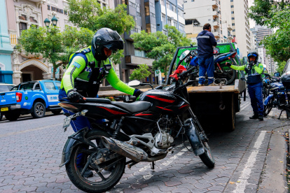 Control. Las motos fueron retenidas por agentes de la ATM.