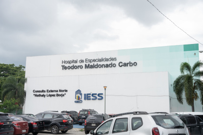 Fotografía del hospital Teodoro Maldonado Carbo este jueves, en Guayaquil (Ecuador).