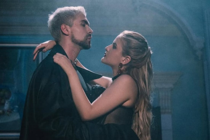 Johann Vera y Mar Rendón colaboran en el nuevo sencillo "Romeo y Julieta".
