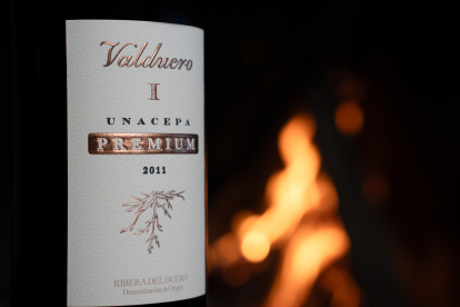 Valduero Unacepa Premium 2015 es un vino íntegramente hecho a mano
