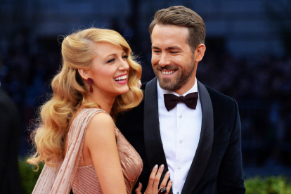 La broma de Ryan Reynolds al problema legal de su esposa