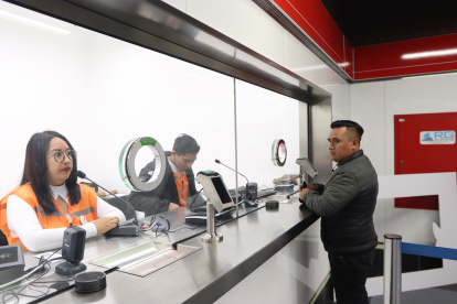 El Metro de Quito inició su operación comercial el 1 de diciembre del 2023