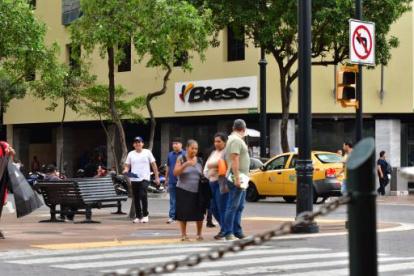 Una de las desventajas de perder un empleo fijo es no poder acceder a algunos préstamos del BIESS.