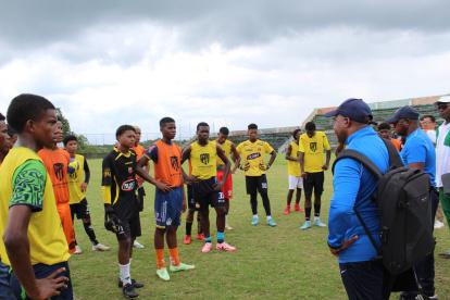 Juan Madruñero Morales, hijo de El Baby Madruñero, es uno de los tres cazatalentos locales que acude a Quinindé.