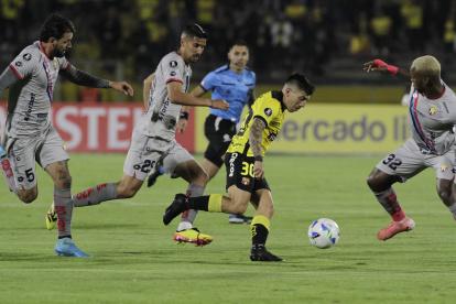 Barcelona SC busca avanzar a la fase de los grupos de la Copa Libertadores 2025.