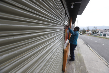 El Arenal es altamente comercial. Por los frecuentes robos, dueños de negocios optan por cerrarlos antes de que oscurezca.