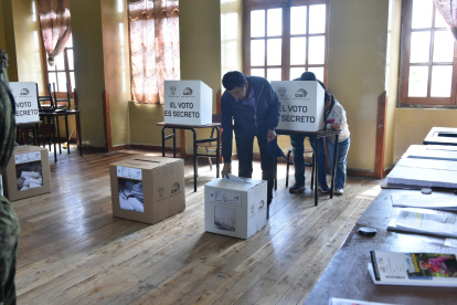 Elecciones. En la primera vuelta 2025, la polarización correísmo y anticorreísmo marcó un inédito resultado.