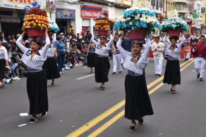 El Carnaval de Ambato es una de las opciones preferidas de los ecuatorianos en este feriado.