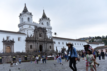 Se busca impulsar al sector turístico y productivo de Quito.