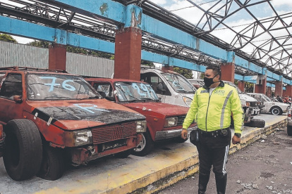 En Quito existen 10 centros de retención de vehículos.