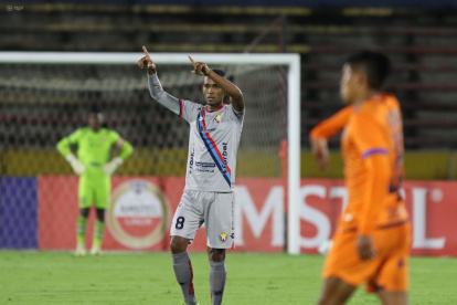 Fidel Martínez fue clave en la victoria de El Nacional.