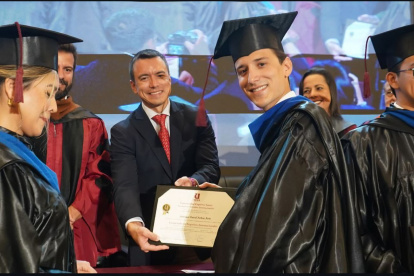 El presidente Daniel Noboa y su hermano, Santiago Noboa.