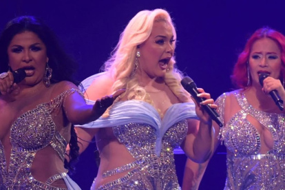 Las Damas de Oro durante su primera presentación en el Festival de Viña del Mar 2025.