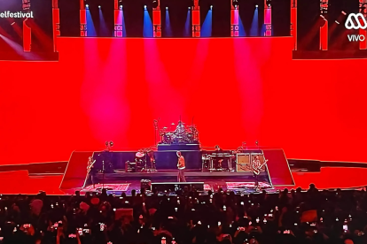 El show es una mezcla de nostalgia y lo mejor de sus discos más recientes.