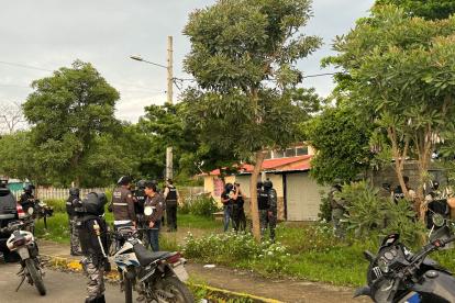 260 policías y 100 militares se enfrentan a Los Choneros en el megaoperativo "Apolo 2"