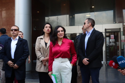 La vicepresidenta Verónica Abad pidió a la Asamblea fiscalizar a ministros y denunció falta de pruebas en su sentencia del TCE.