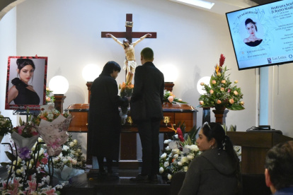 Las honras fúnebres se llevaron a cabo en la intimidad familiar y de allegados de la joven.