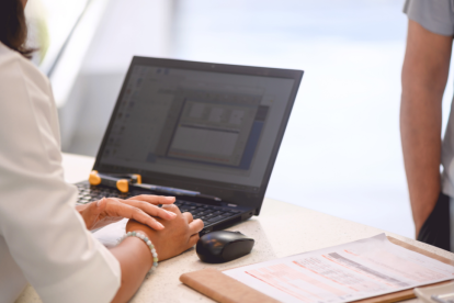 El sector financiero alerta sobre las consecuencias de borrar deudas menores.