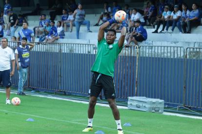 Pedro Ortiz está de vuelta al arco titular de Emelec. Será ante Macará en el estadio Capwell