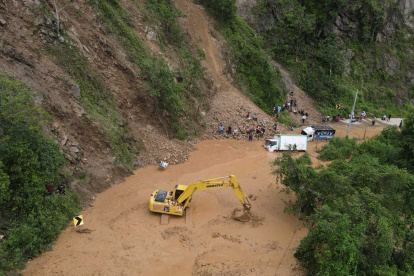 Las intensas lluvias que han golpeado a la provincia de Loja han provocado deslizamientos.