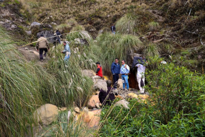 Evaluación. Las autoridades aún continúan observando las condiciones del terreno, el cual ha empeorado desde que se anunció su cierre.