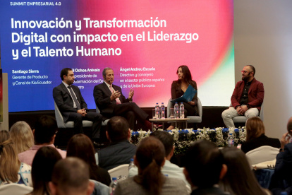 Foro. Uno de los conversatorios de los empresarios sobre la IA.