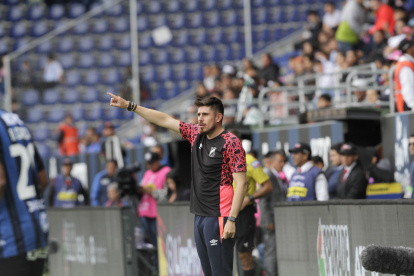 El técnico Diego Martínez lleva adelante un proceso de renovación en la Universidad Católica con miras a dar pelea en la LigaPro y Copa Sudamericana.