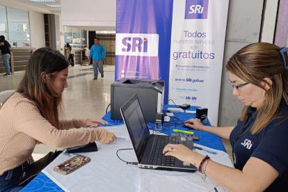 Referencial. El SRI establece requisitos, montos y plazos para la devolución del IVA.