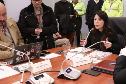 Pamela Aguirre preside la Comisión de Fiscalización. La mesa señaló que el Gobierno se niega a entregar información de la concesión del campo Sacha.