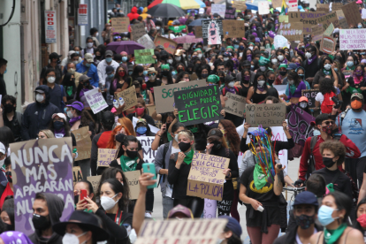 Marcha por la mujer. Quito 2024.