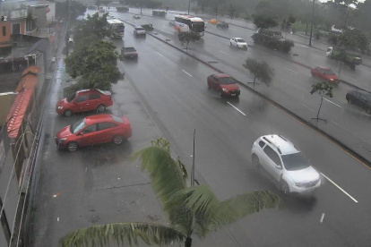 La mañana de este 8 de marzo amaneció lloviendo en la ciudad, pero en el transcurso del día el clima se mantuvo nublado.