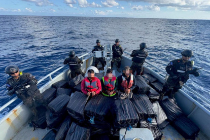 Tres ciudadanos ecuatorianos fueron detenidos por agentes salvadoreños.