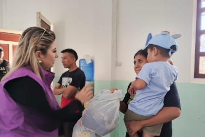 Las madres solteras y condiciones de pobreza pueden acceder a varios bonos del Estado.