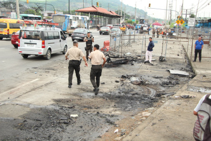 Situación. Elementos de la Policía Nacional han llegado hasta el sitio esta mañana.